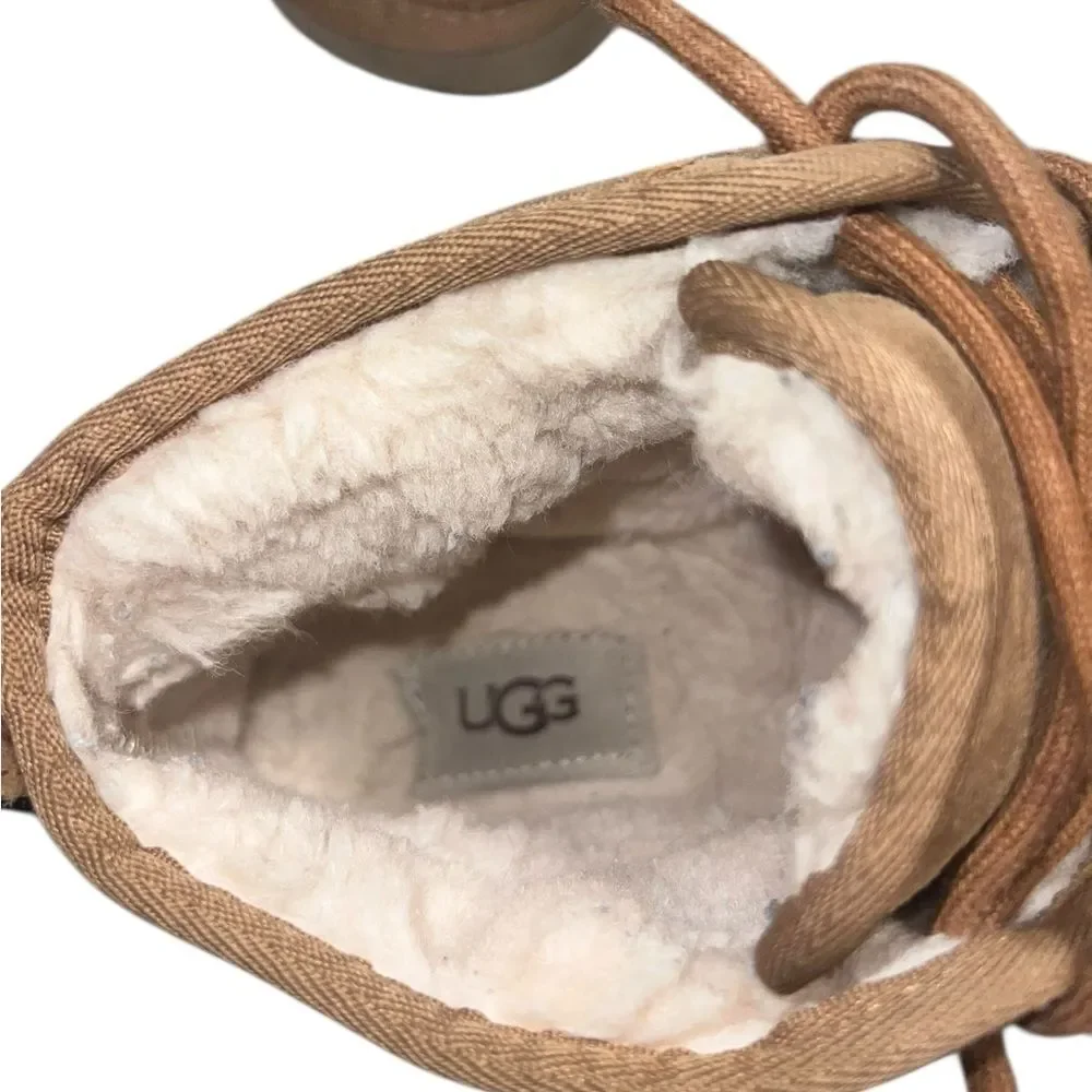 UGG Neumel Suede Boots Chestnut Lace Up Chukka Shearling Lined ~ Womens 8-9